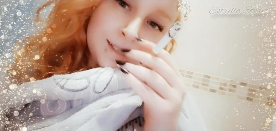Estrella Steam: Sweet princess smokes a cigarette slowly