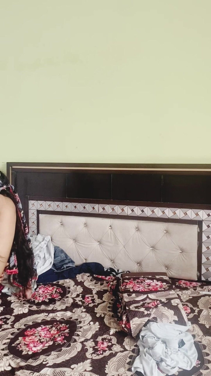 Bracing Safari 4: Дезі дівчина aaj ghodi banke chudi aur apne цицьки і chut me finger...