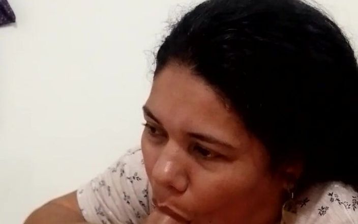 Valkyrieandluigy: Evli kadın gırtlağına kadar alıyor itaatkar güzel kız arkadaş