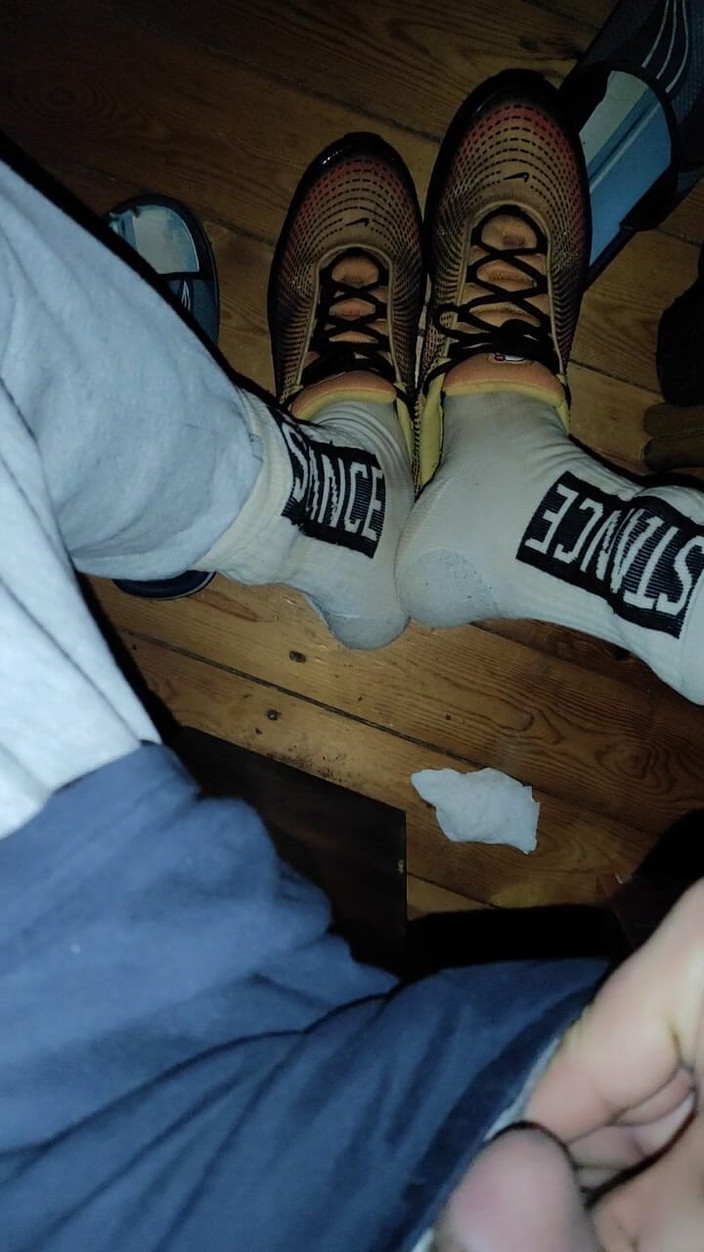 SmokedAlloy2: Dirtyjunkbro не нужен туалет, чтобы помочиться. Он делает это везде! Мега грязь!