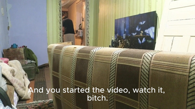 SchoolPrincess: 裸のお尻を使ったセックスベッドの舞台裏映像