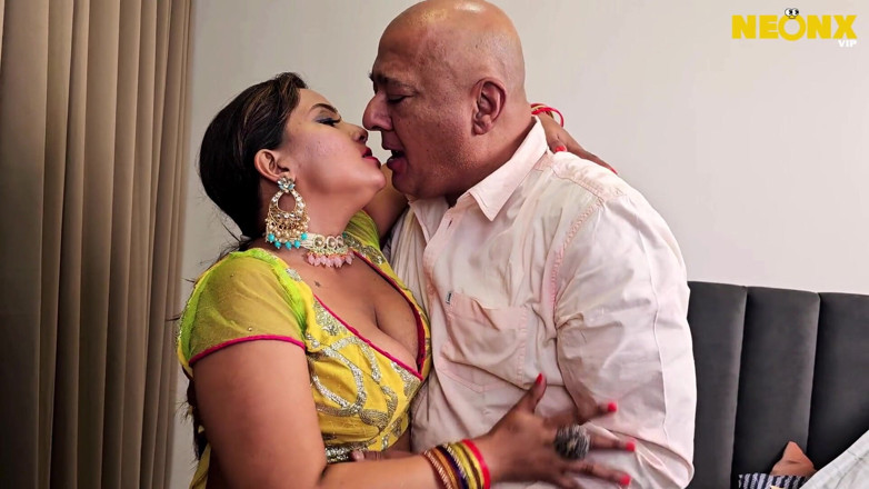 Neonxvip: Tetona india Bahu folla con su viejo Sasur