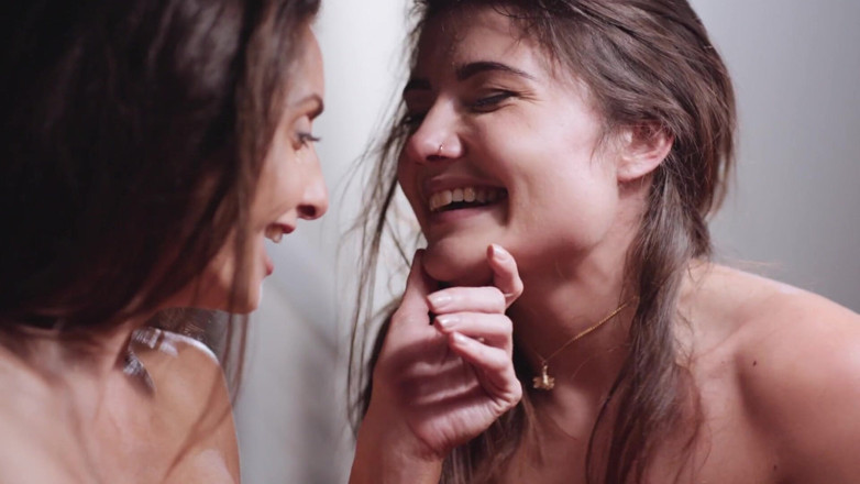SweetheartVideo: Lesbijska macocha 6 Scena macocha robi to lepiej
