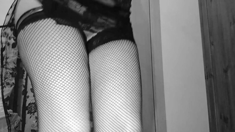 RavenBigAss: 女神のルールn1:ひざまずく奴隷!