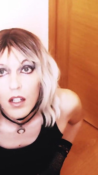 Femboy tě prosí, abys ji ošukal