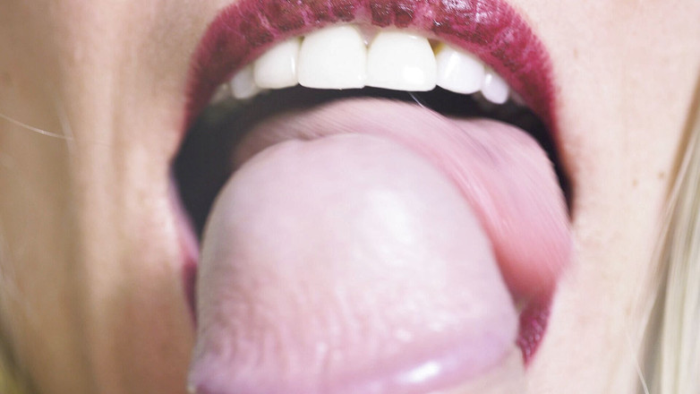 Art By SoftApproach: Zmysłowy lodzik na język