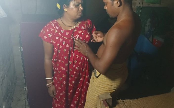 Raju Raju: Indische bengalische tante genoss es, sich nackt zu lassen