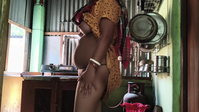 Myselfsb: Had Some Fun with Bhabhi for the First Time While...