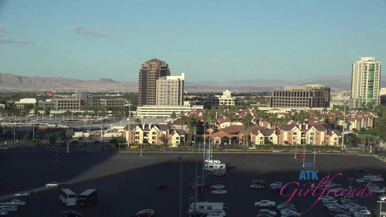 ATK Fans (Girlfriends): Virtual vacation in Las Vegas with Renee Roulette 1/3