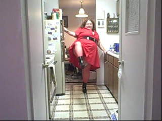 BBW nurse Vicki adventures with friends: Czerwona sukienka część 2 Dołącz do mojego fanklubu, a zobaczysz te...