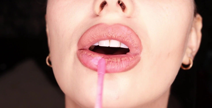 Goddess Misha Goldy: 3 rtěnky = 3 výstřiky