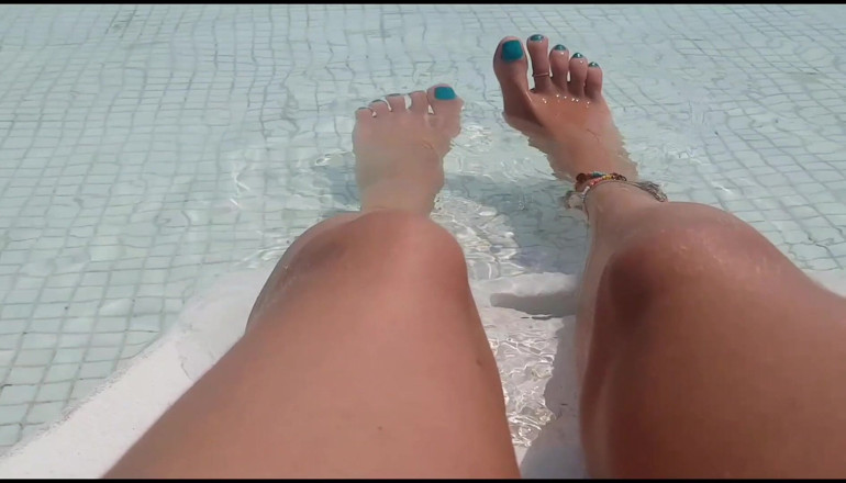 Erotic Tanya: Accro à mes pieds - mindfuck total