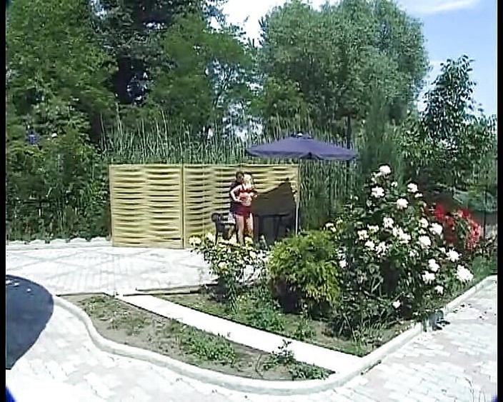 German amateur couples: Round Ass Babe From Germany Pleasing Her Neighbor