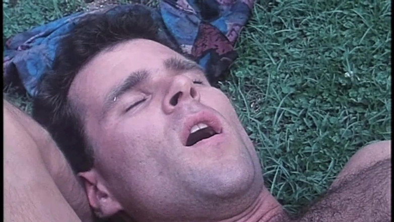 Inthe MILF room: Doctorița Moana și curvele ei de la facultate au leacul potrivit...