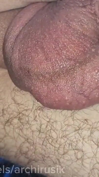 A Passerby Boss Fucked a Transsexual Sissy Femboy While Driving a Car, Squirting Semen Onto Her Stockings.