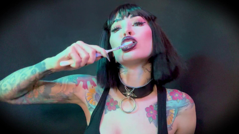 Baal Eldritch: The Gothic Queen's Black Spit: a Tale of Toothpaste and...