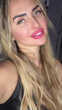 पूजित नारी