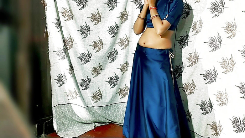 Rakul008: खड़े होकर चुदाई देसी सुंदर जाह्नवी भाभी