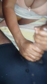 Massage de la culotte blanche