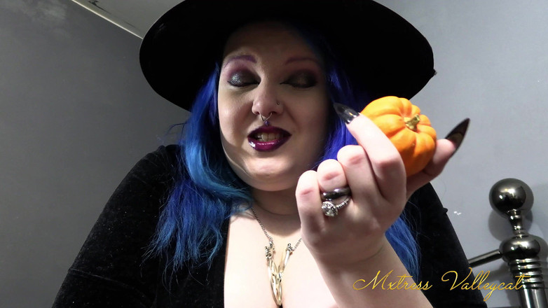 Mxtress Valleycat: Malé dýňové ponížení