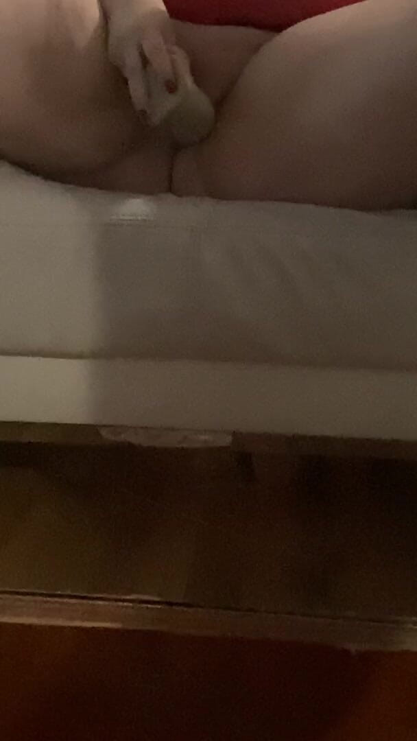 Rose Westt Studios: BBW sucks and fucks dildo in mirror