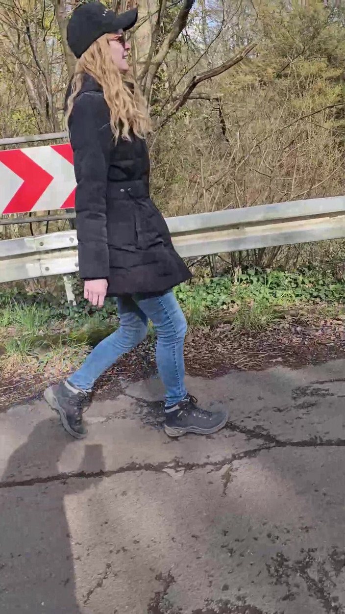 Bikergirl_97: Hot Walk with Love Balls in Pussy!