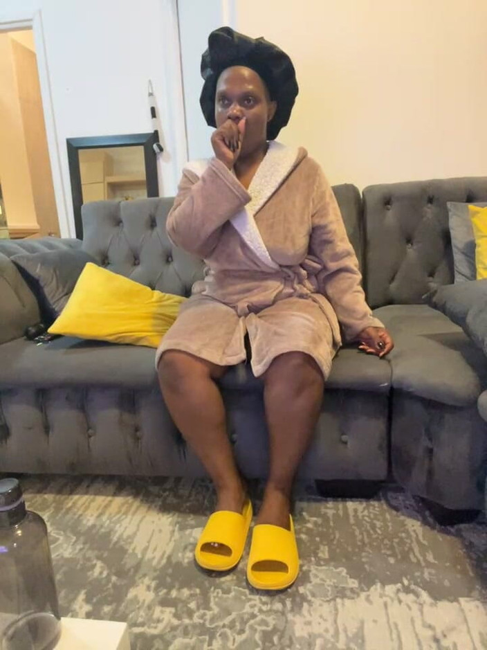 Big black clapping booties: Jack off ke pantat besar kepala botakku, episode 1017