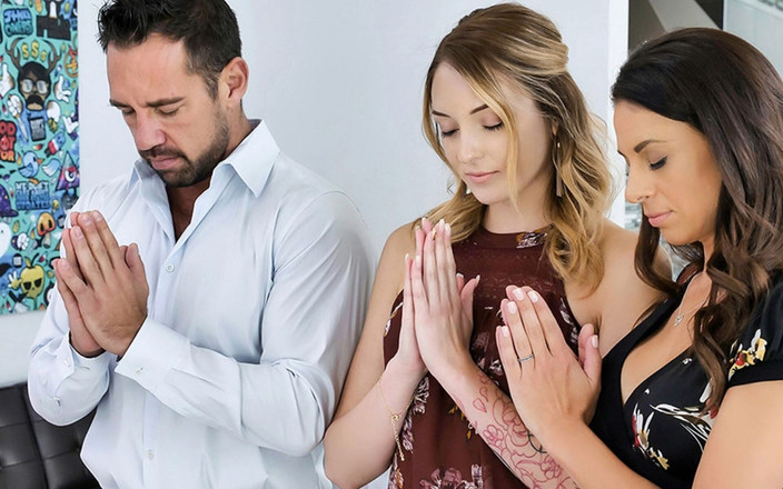 Foster Tapes: 귀여운 고아 십대를 따먹는 양육부