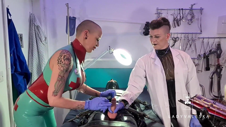 Lady Valeska: Rubber nurses sound their gimp
