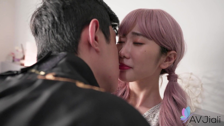 AV Jiali: Birthday sex for sexy babe rina
