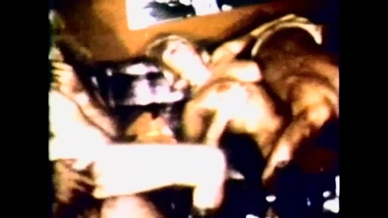 Vintage Megastore Full hd: 容赦なく強くくれ