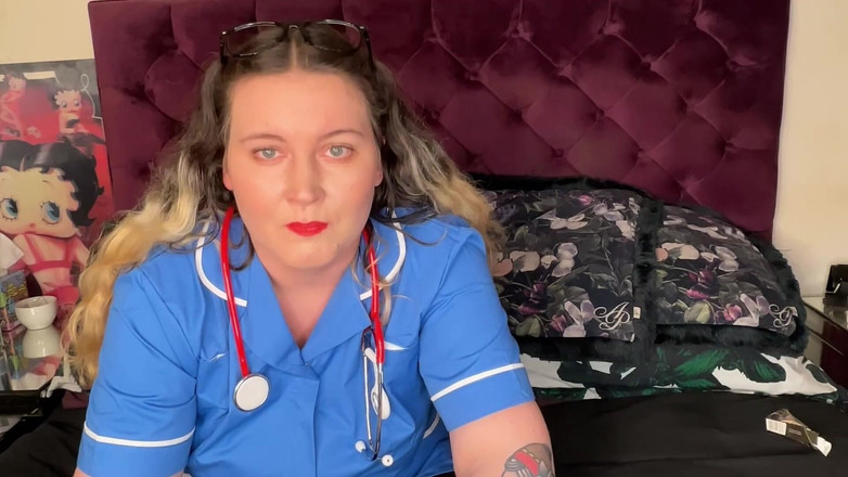 MissFFW: Kouřící sestra má kašel