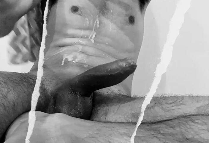 Itnalamba: Cette bite éditée semble encore plus sexy qu’elle n’a l’air régulièrement