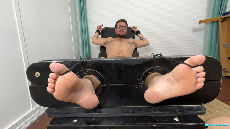 Ticklish Chubs: Cdubs får en bra kittla!