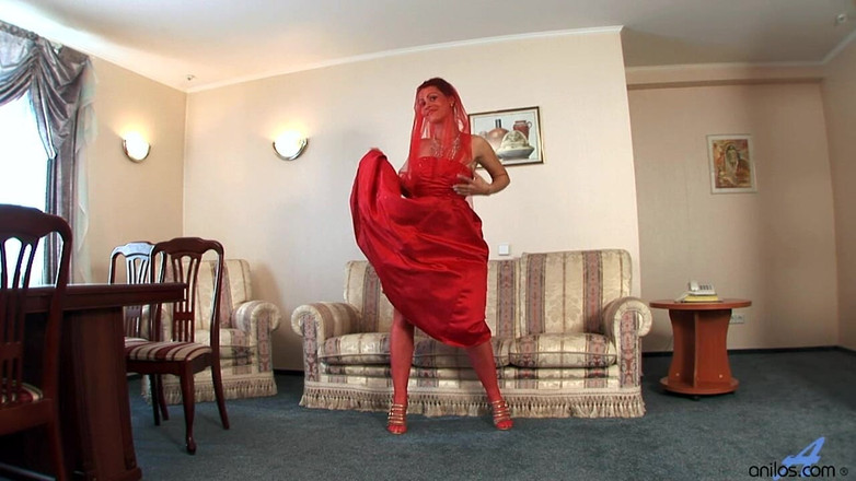 Anilos: Reddressdiva