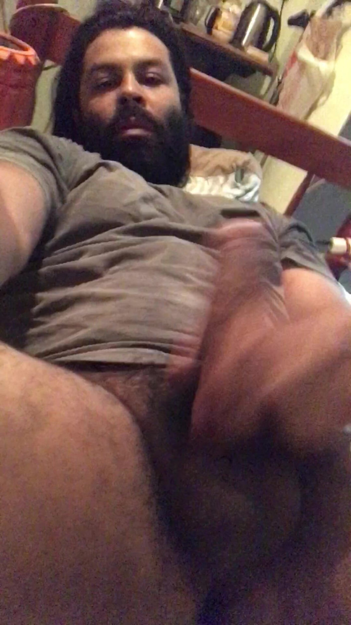 i7Bernard: Jerking off in the Morning.