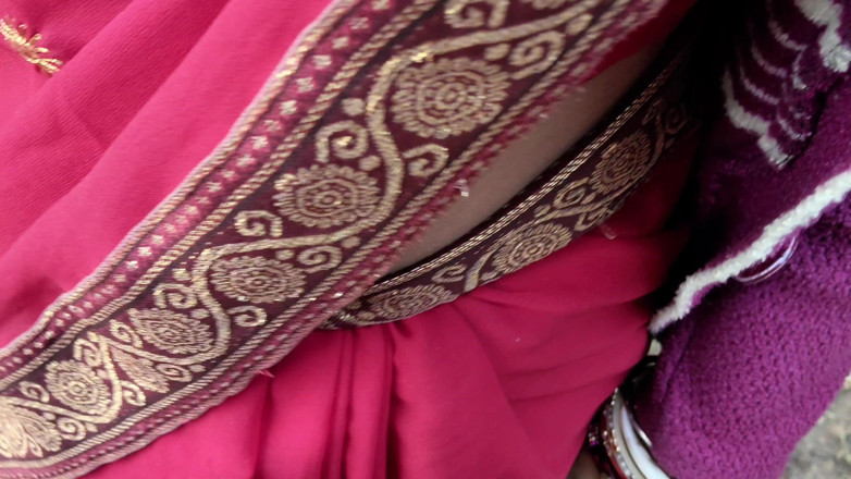 Raj2: Outdoor Indian Bhabhi XXX Video