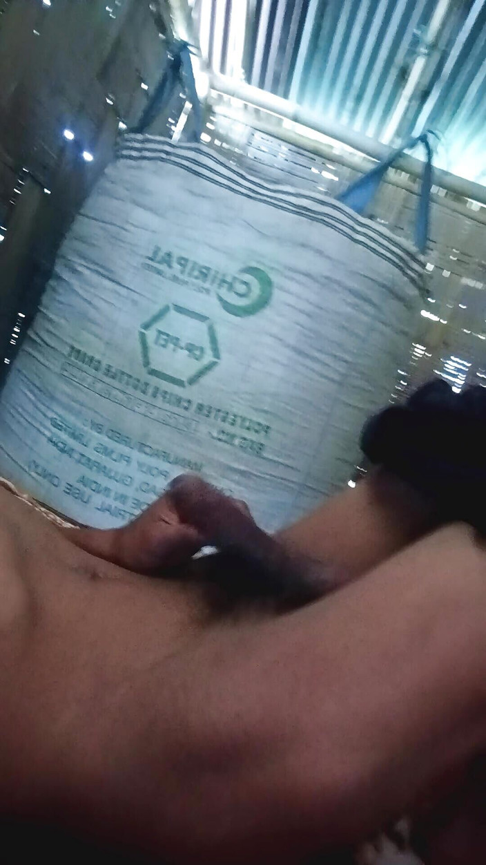 Sex guy: 印度老男人做爱 motribiton