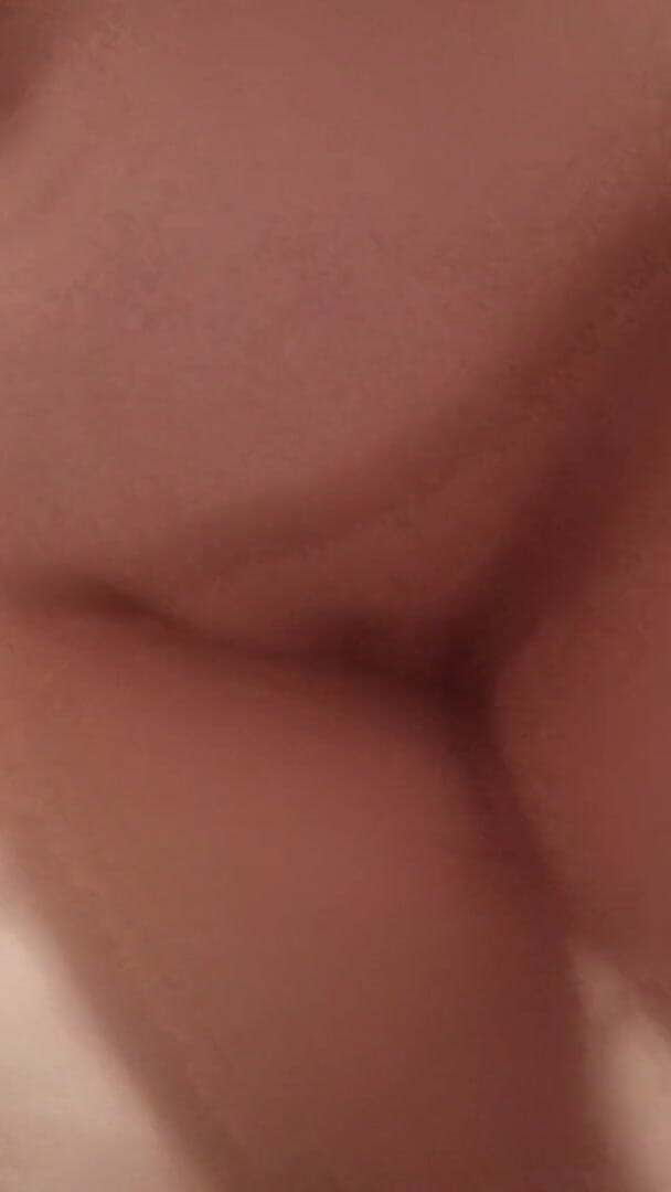 Mel the slut: 20220705_225143