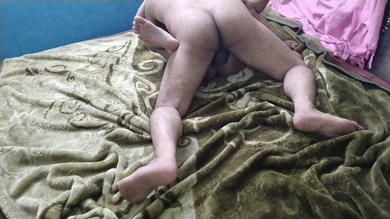 Indian Muslim Couple: Indische hausfrau spielerischer schlafzimmer charm, ihr ehemann kann ihr nicht...