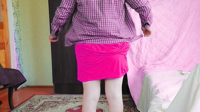 Kitty_Cross: 甜美的在夏日微风中穿过花园