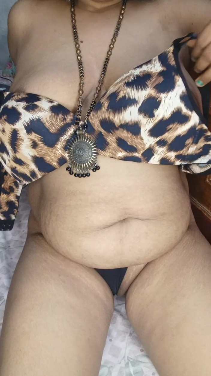 Kavita suman: 흑형 대물 에게 따먹히는 인도 육덕 거유녀