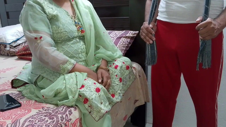 QueenbeautyQB: Punjabi madam với bihari ramu đụ mạnh