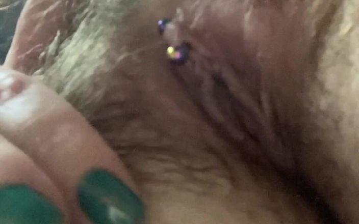 Rachel Wrigglers: Teasing You with My Horny Hairy Pussy Just Inches From...