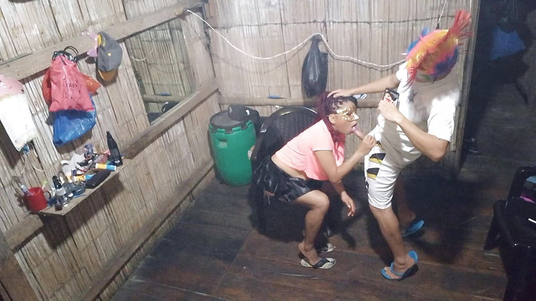 Martin13: L'avventura della matrigna infedele viene ripresa dalla telecamera a circuito...