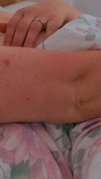 Gentle Masturbation of a Chubby MILF in Bed.