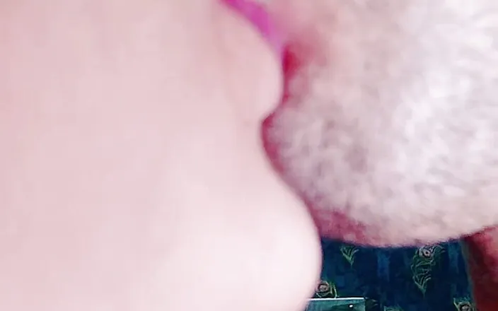 Tumheri Iska: Horny Girlfriend Kissing so Lovely with Boyfriend