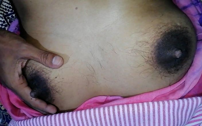 Sweety In Bed: Chica india en casero después de follar