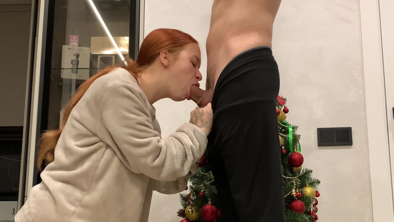 xKeryB: 18letá studentka udělá svého nevlastního bratra dvakrát, než se jejich...