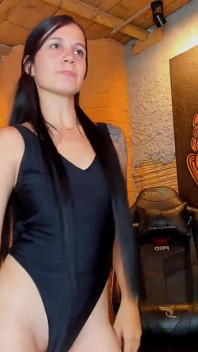 Latina Whore Masturbates on Camera for Everyone